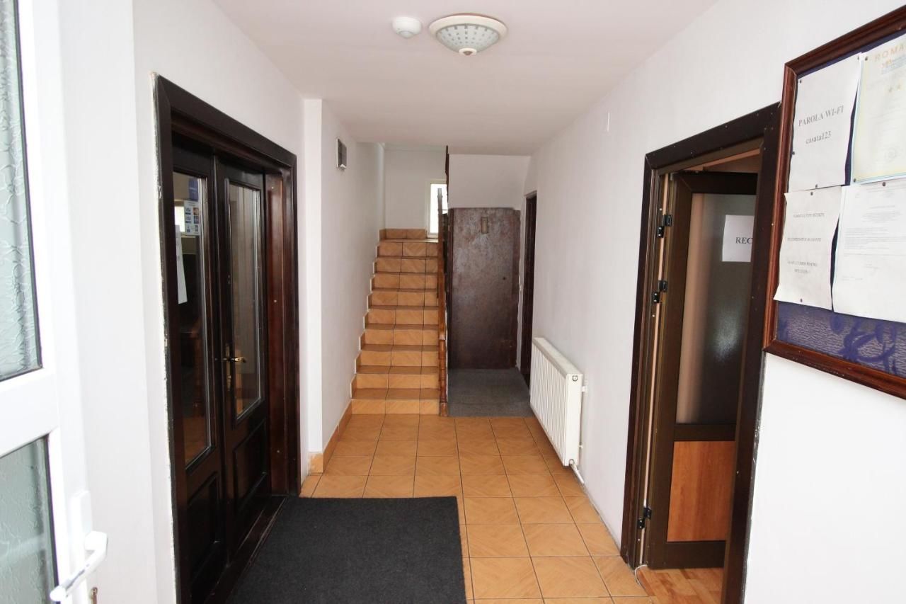 Гостевой дом Pension Sinaia - Casa Ta Синая-14