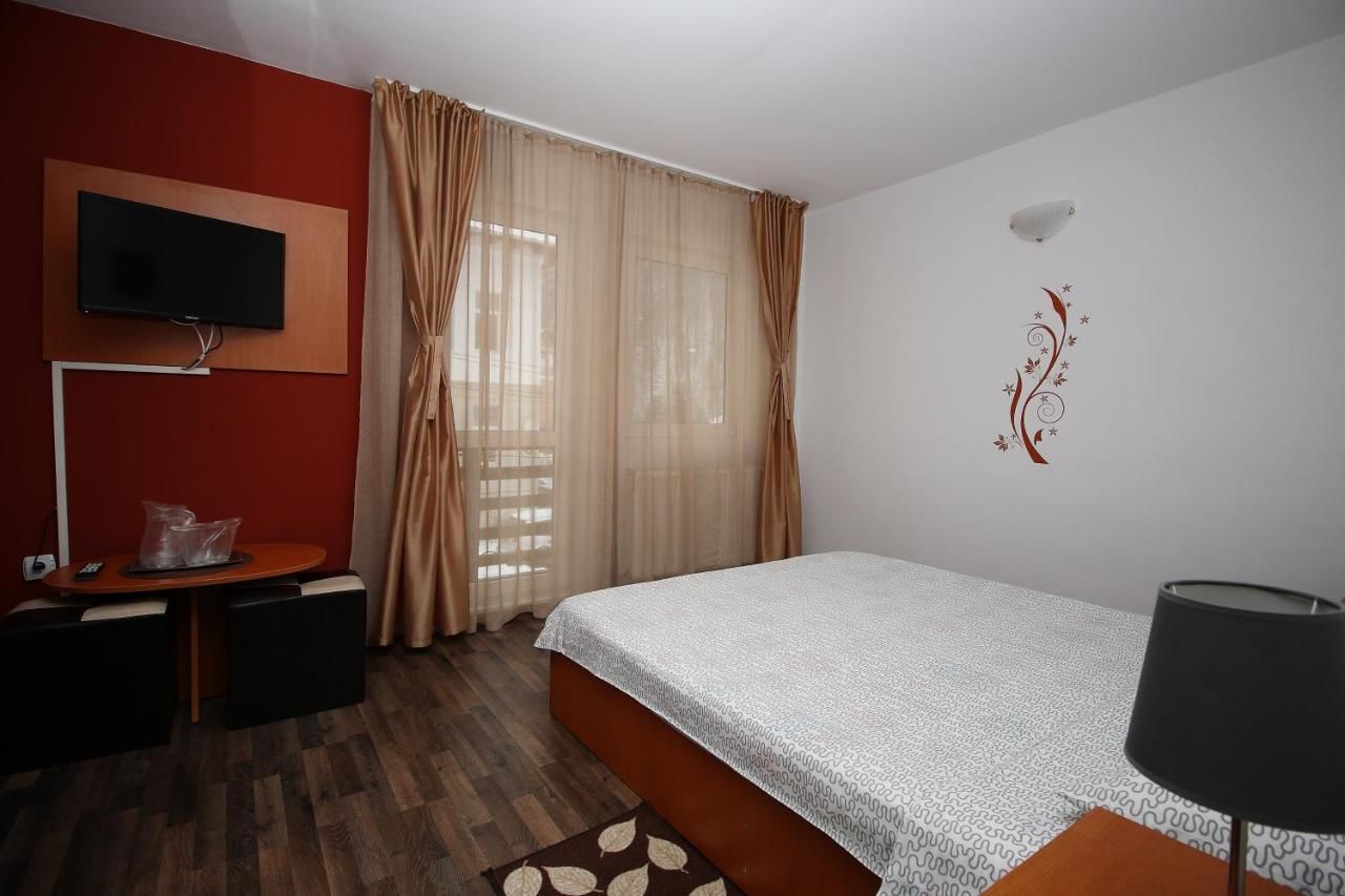 Гостевой дом Pension Sinaia - Casa Ta Синая-35