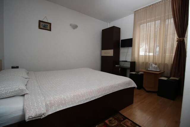 Гостевой дом Pension Sinaia - Casa Ta Синая-36