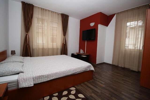 Гостевой дом Pension Sinaia - Casa Ta Синая-45